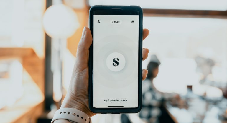 tech-daily-pz_L0YpSVvE-unsplash (1)
